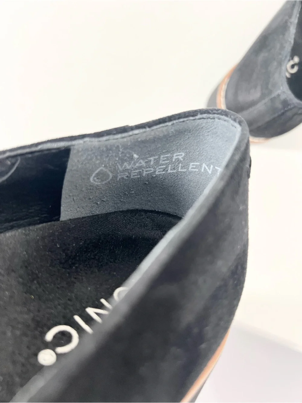 Vionic Willa Wedge Water Repellent Black Slip On Loafers 7.5